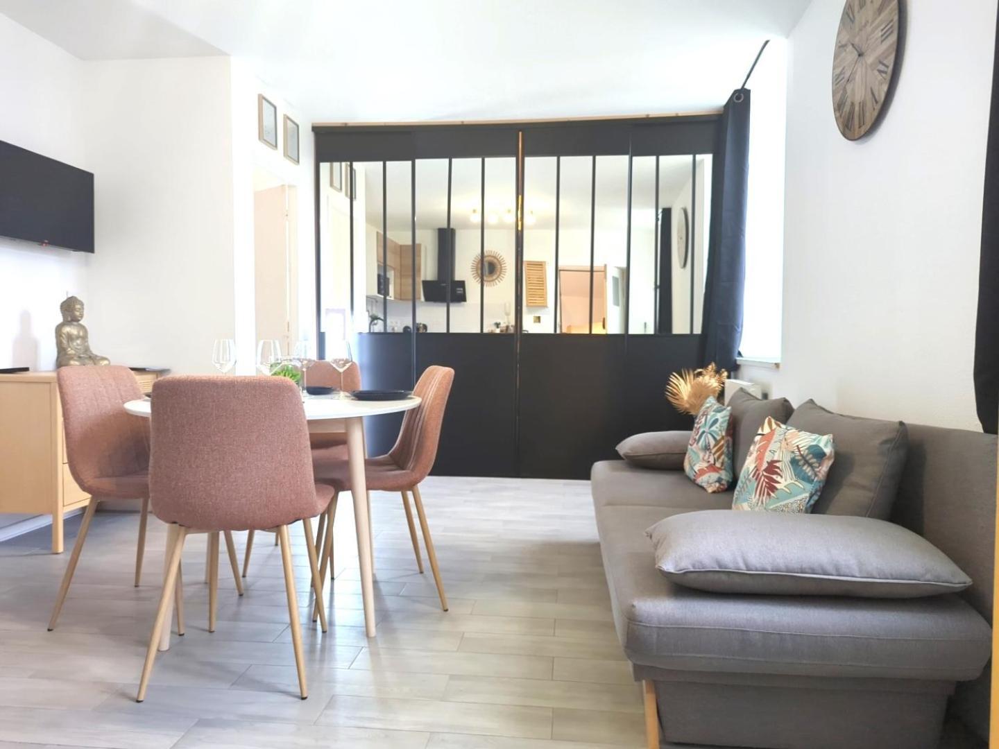 Bel Appartement Meximieux Centre Ville 2 Chambres מראה חיצוני תמונה